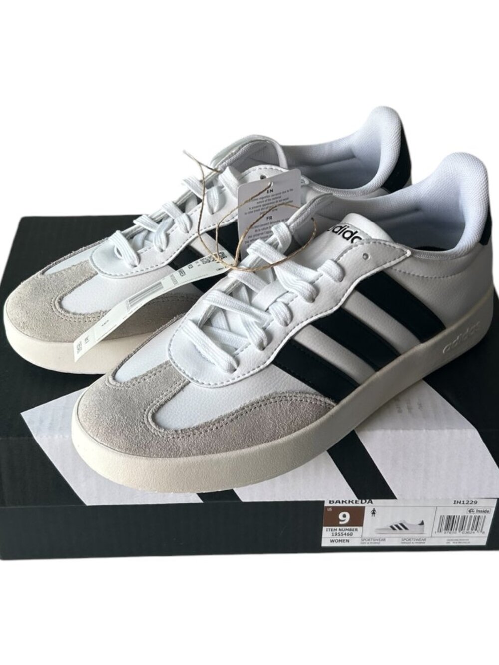 Adidas Women's Barreda Shoe White Size 9 - Picture 7 of 8